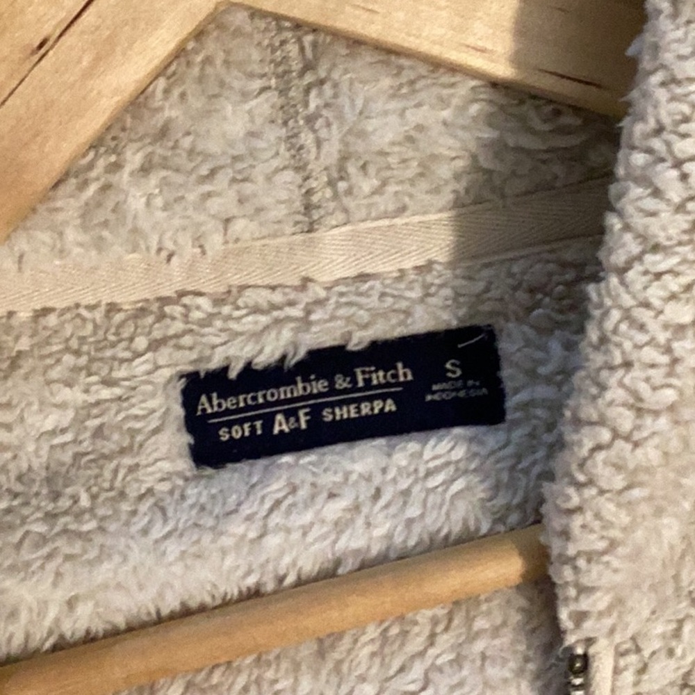 Abercrombie & Fitch Cozy Sherpa Full Front Zip Hoodie Small - Picture 7 of 8